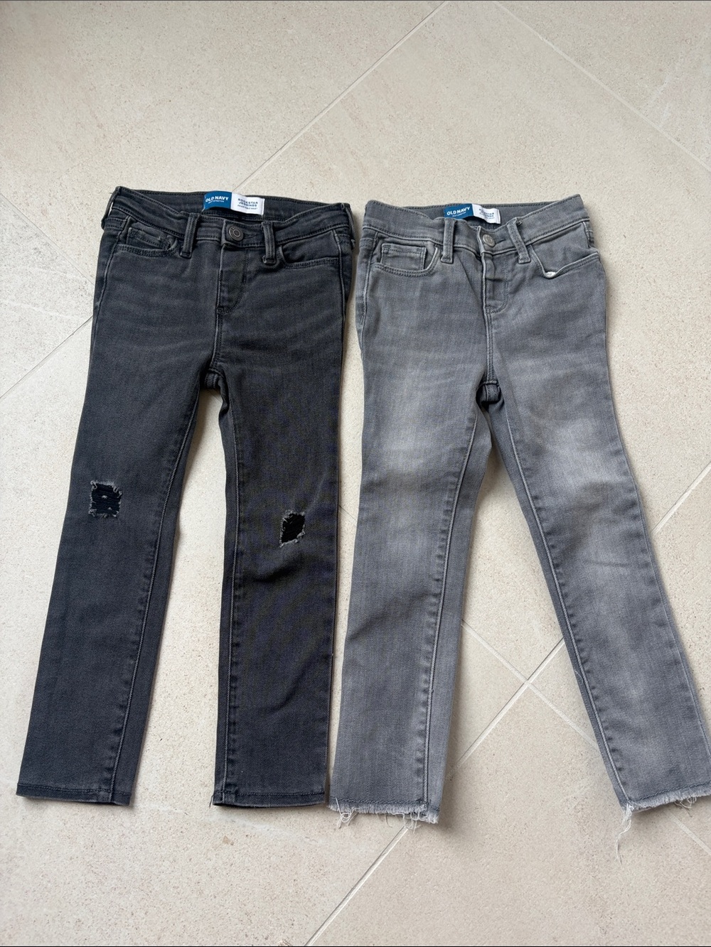 Children's Slim Fit Jeans in Black and Gray - Old Navy